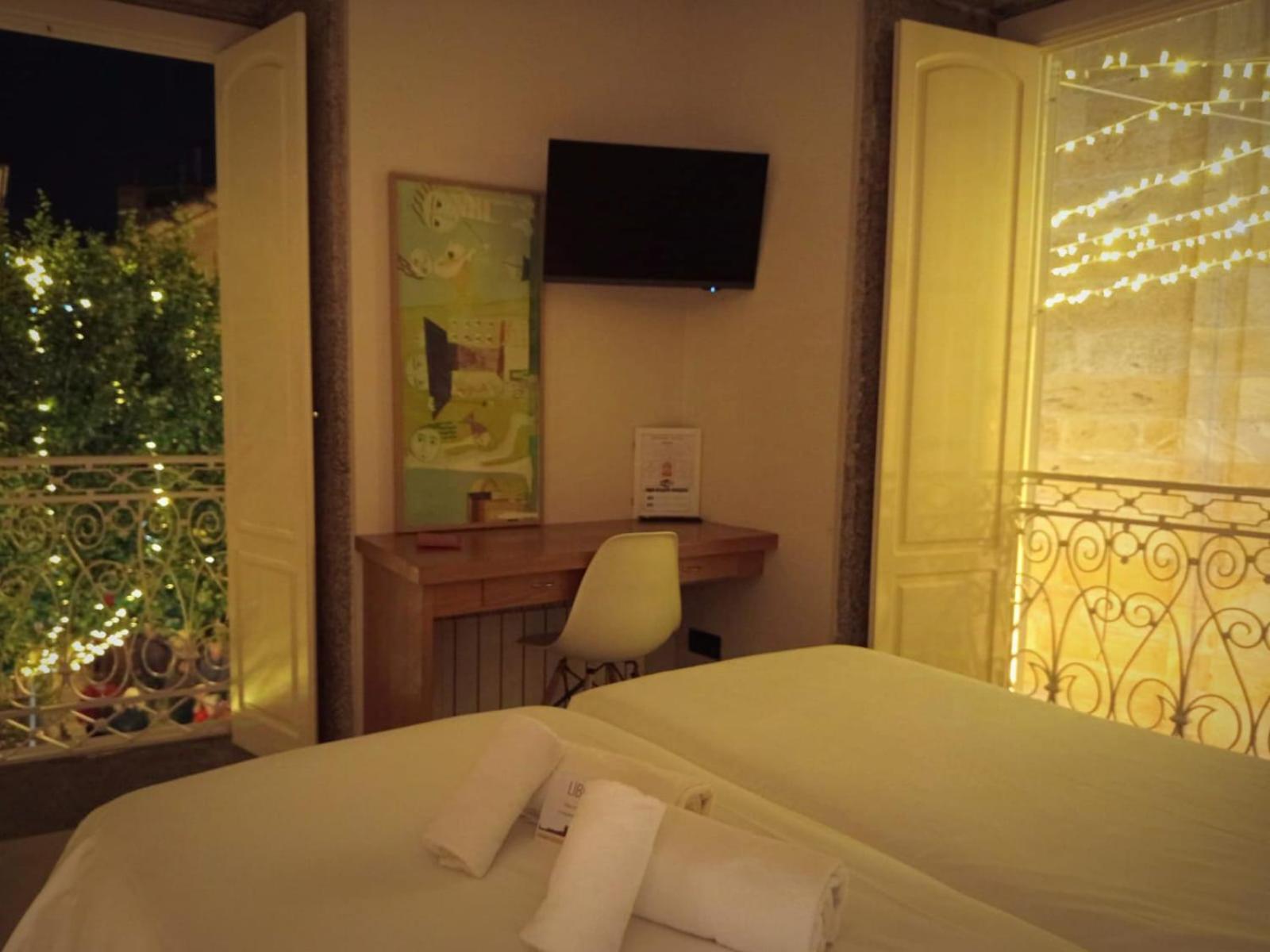 Libredon Rooms ซานติอาโก เด กอมโปสเตลา ภายนอก รูปภาพ